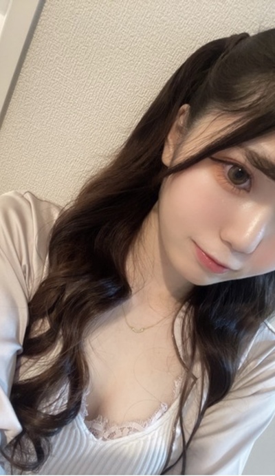 りむ 素人系スレンダー超美顔女子大生(オススメ)さんの写真