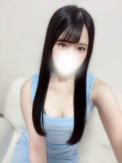 まゆ 黒髪清楚美乳女子大生(受付超イチオシ)さんの写真