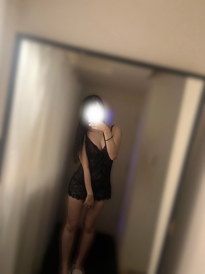 まゆ 黒髪清楚美乳女子大生(受付超イチオシ)さんの写真